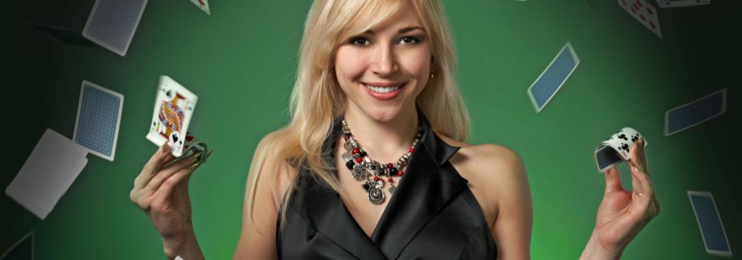 There are Many Advantages to Online Poker at Juicy Stakes for New Players