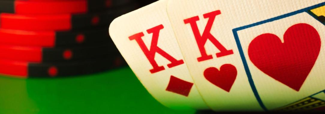 Up the poker stakes and learn to play pocket kings like a pro at Juicy Stakes Poker – the best online poker room by far!